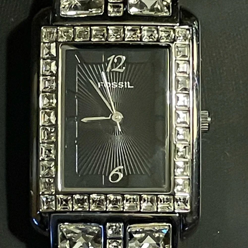Fossil crystal “bling” watch - Picture 2 of 5
